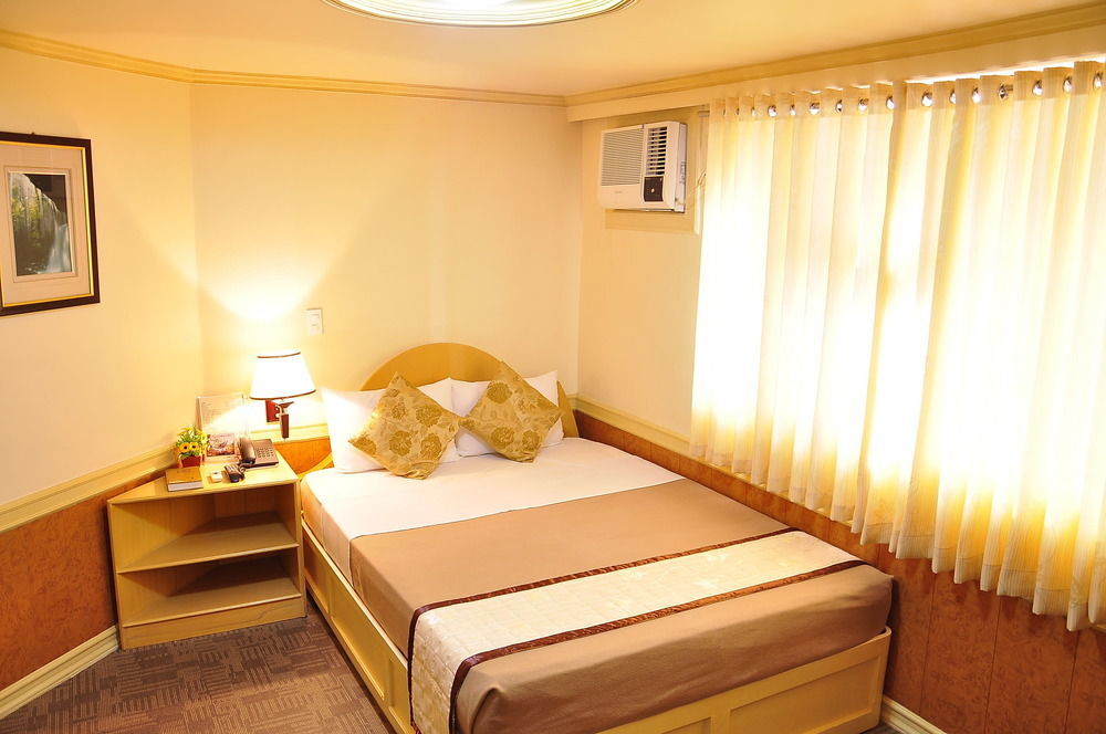 Phela Grande Hotel General Santos City Exteriör bild
