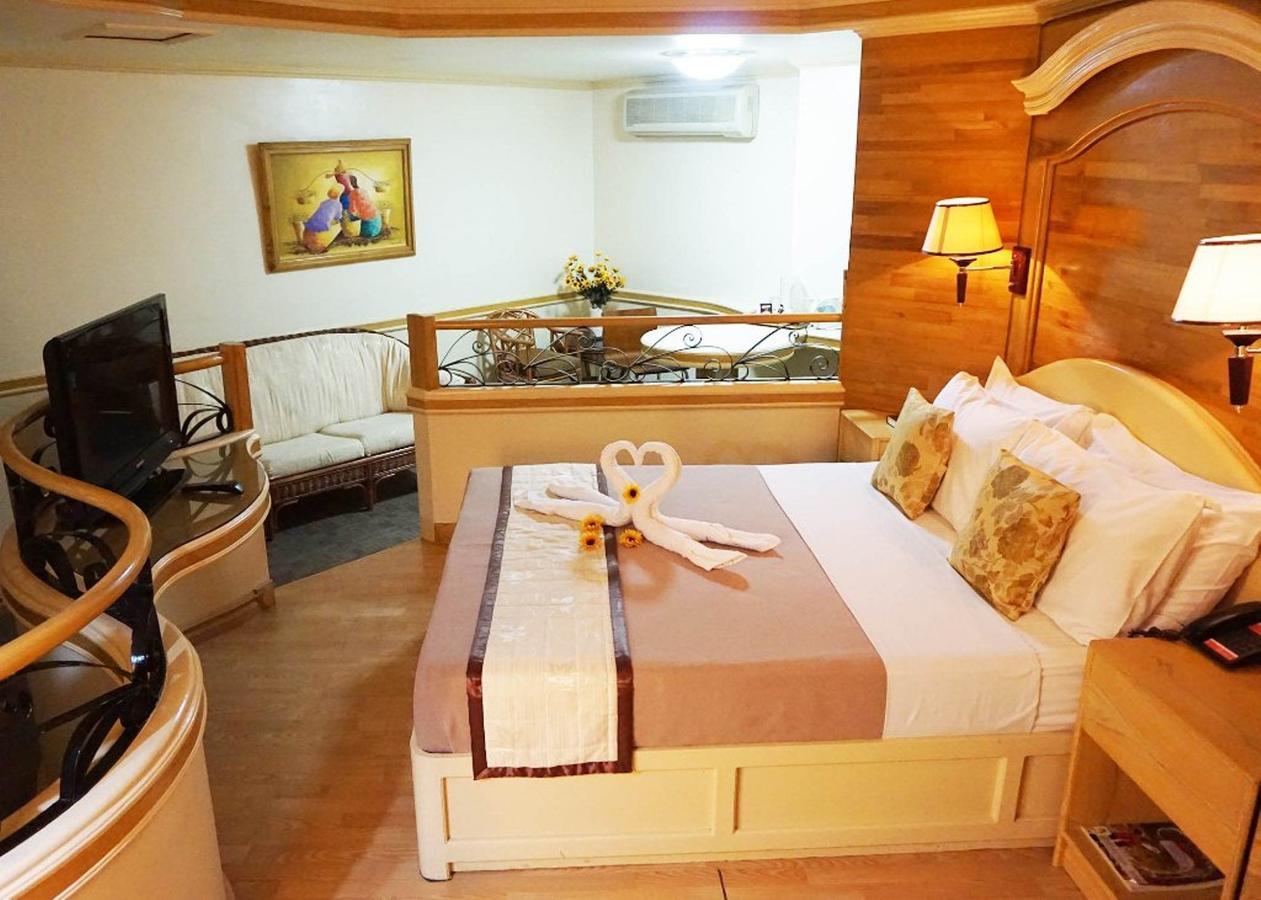 Phela Grande Hotel General Santos City Exteriör bild