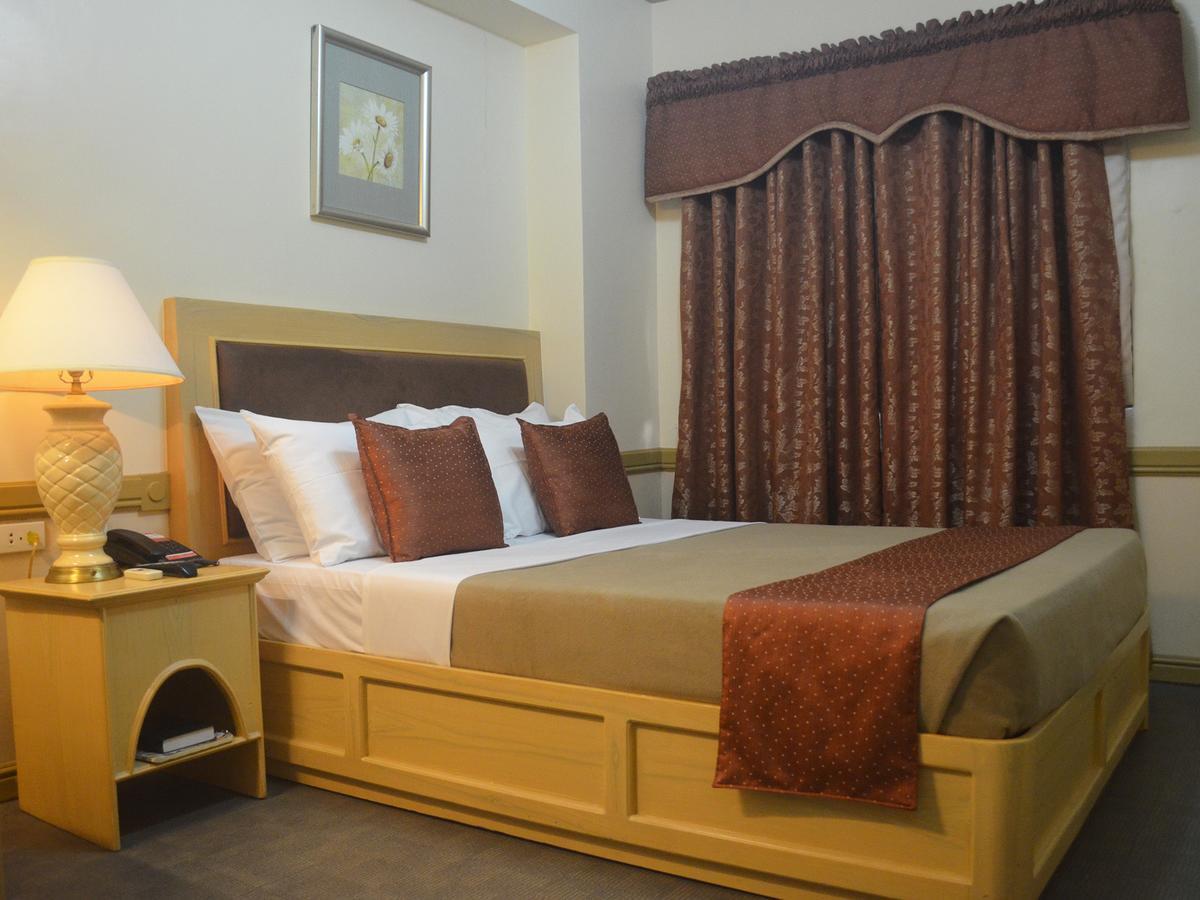 Phela Grande Hotel General Santos City Exteriör bild