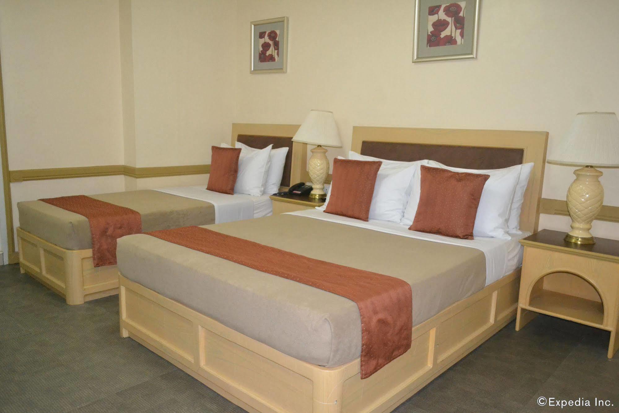 Phela Grande Hotel General Santos City Exteriör bild